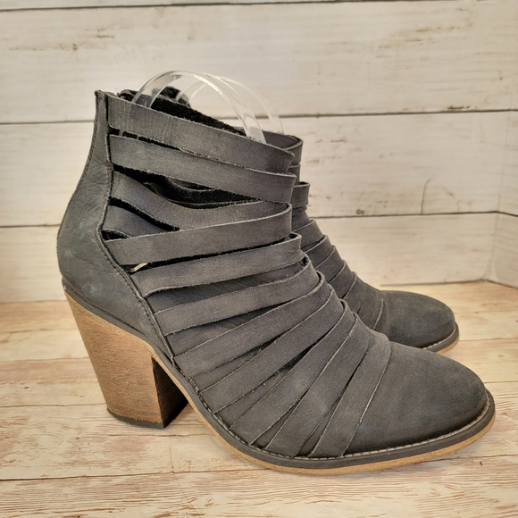 Free People Hybrid black strappy ankle boots - Picture 1 of 15